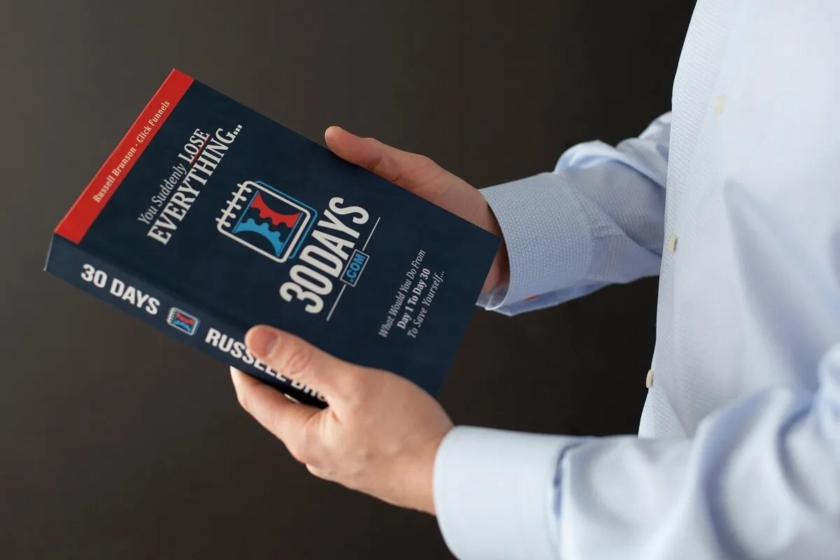 Russel Brunson Holding 30 Days Book